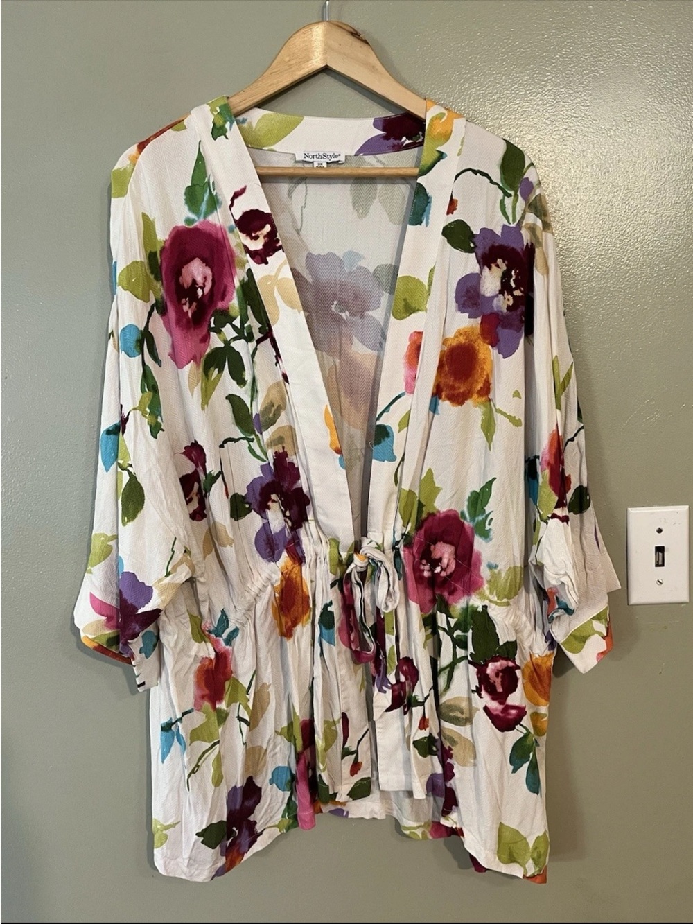 NorthStyle White Floral Open Kimono Jacket with Tie